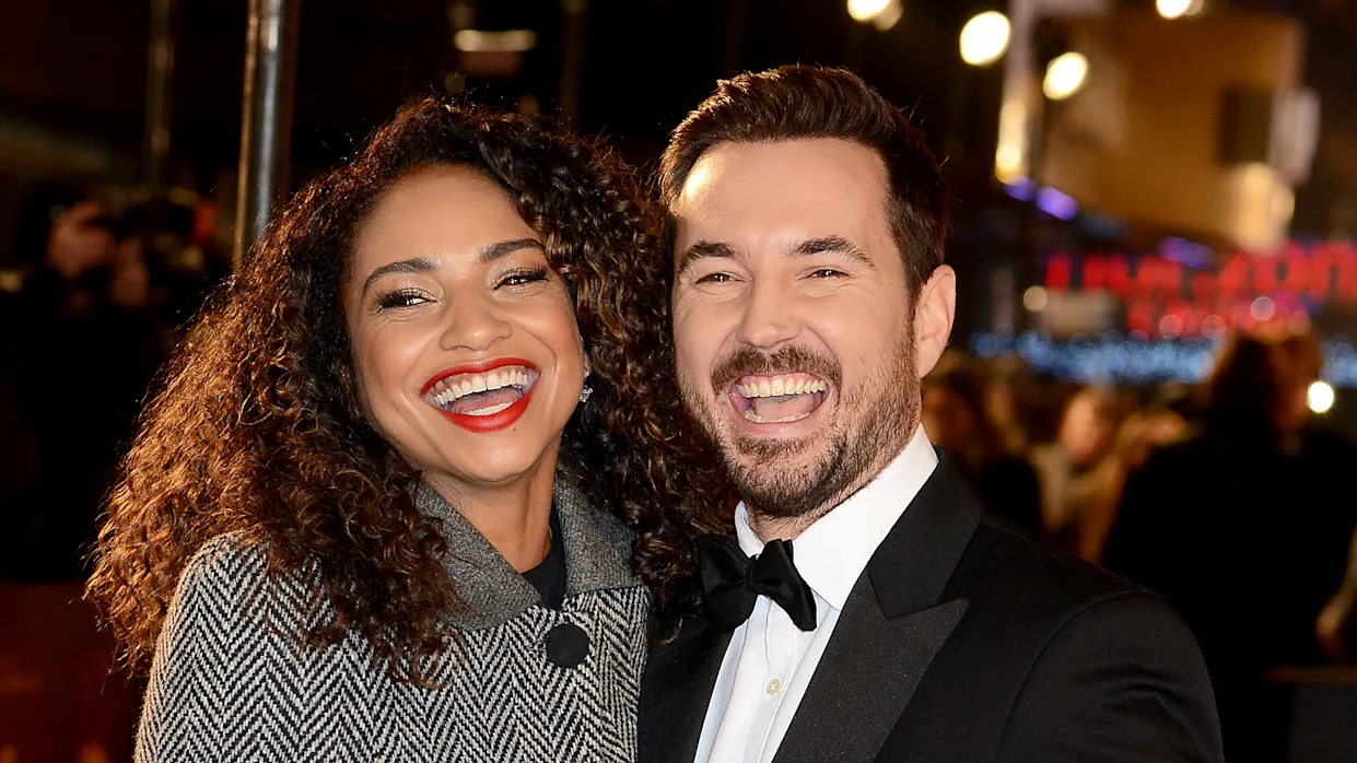 martin compston wife