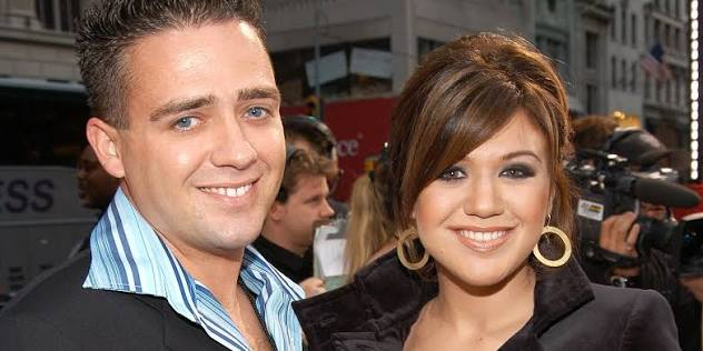 "what does kelly clarkson's brother do?