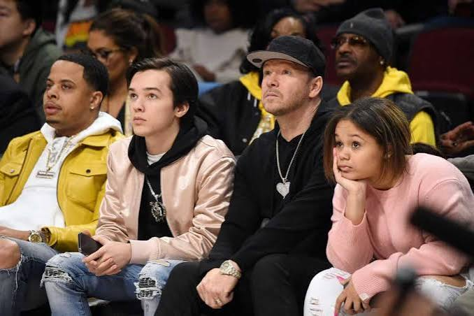 "elijah hendrix wahlberg"