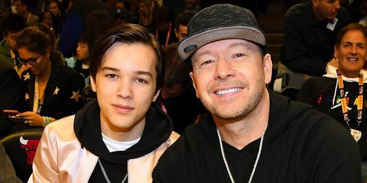 "elijah hendrix wahlberg"