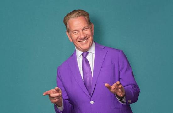 how many languages does Michael Portillo speak?